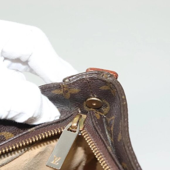 LOUIS VUITTON Monogram Looping GM Shoulder Bag LV Auth - Picture 9 of 16